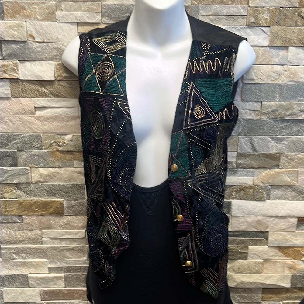 Marilyn Geometric Patterned Vest with Gold Accents